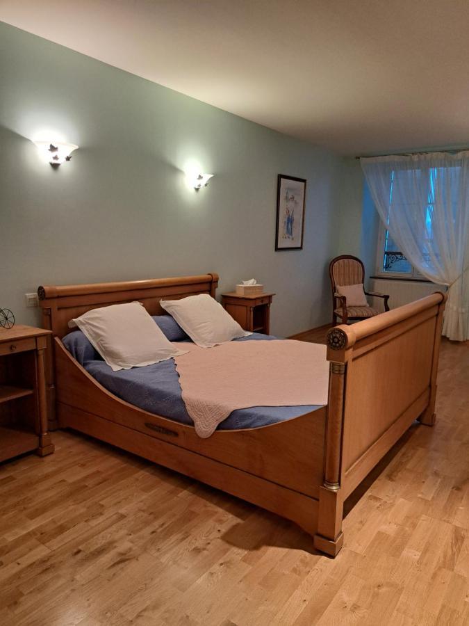 Chambre D'Hotes Le Val Du Chapelain Bed and Breakfast Montigny-la-Resle Eksteriør billede